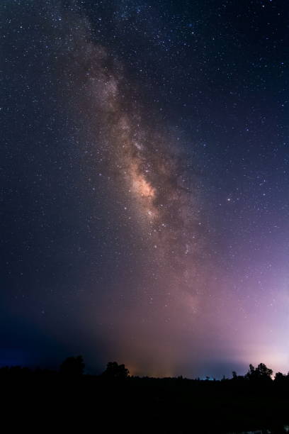 istock beautyful milky way on night 1313982593