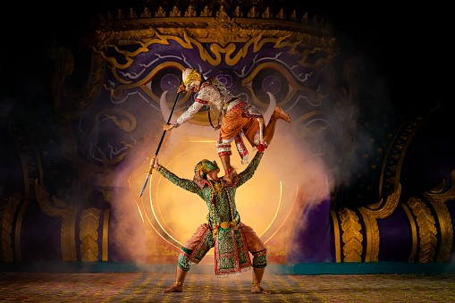 Khon is a dance drama genre from Thailand. This has been performed since the Ayutthaya Kingdom. Khon is traditional dance drama art of Thai classical masked, Scene of performance is Ramayana epic.