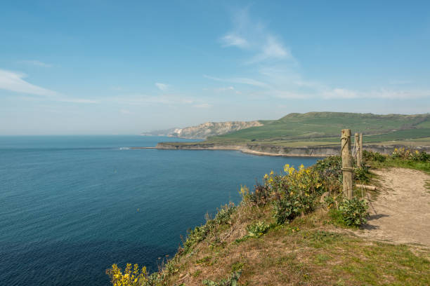 istock South West Coast Path at Kimmeridge Bay 1314044032