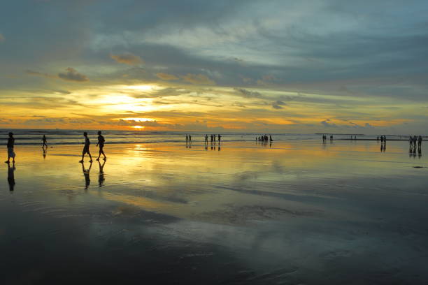 istock Yellowish Sunset at Coxs Bazar 1314046669