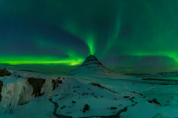 istock Aurora's tentacles from Mt. Kirkjufell 1314063951