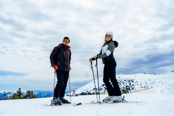 istock Couple of skiers 1314089675