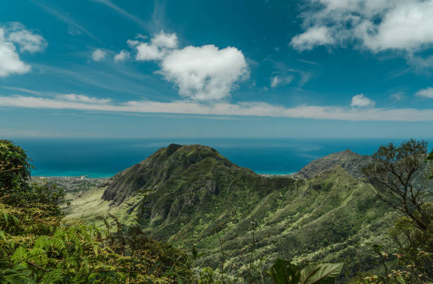 istock Waianae range, Mount Kaala Trail，Oahu, Hawaii 1314089683