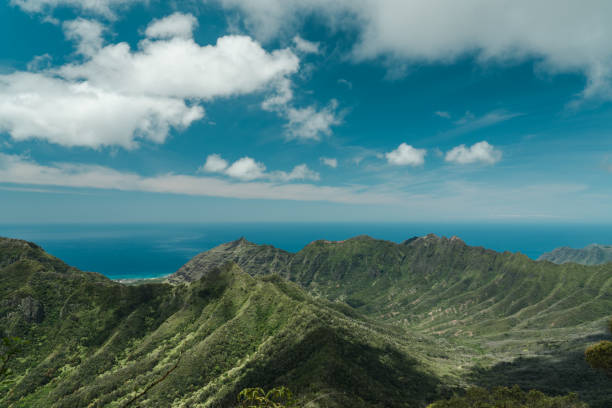 istock Waianae range, Mount Kaala Trail，Oahu, Hawaii 1314089703