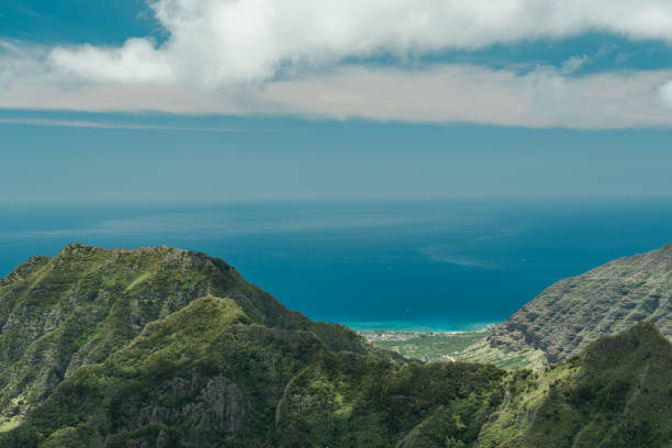 istock Waianae range, Mount Kaala Trail，Oahu, Hawaii 1314090254