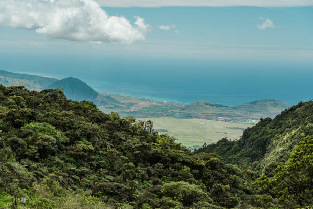 istock Waianae range, Mount Kaala Trail，Oahu, Hawaii 1314090312