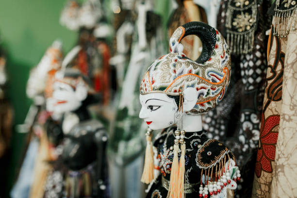 wayang golek, the famous handcraft from Indonesia wayang golek is one of the traditional Sundanese puppet arts from West Java, Indonesia wayang kulit photos stock pictures, royalty-free photos & images
