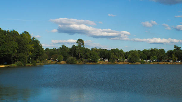 istock Lake Uby in Cazaubon 1314174491