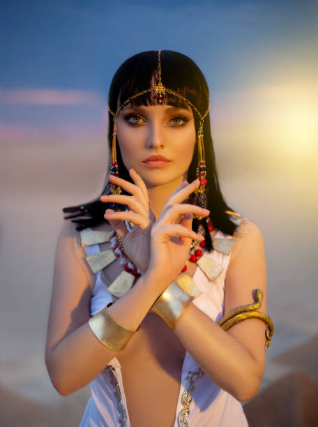 Disfraz De Cleopatra - Banco de fotos e imágenes de stock - iStock
