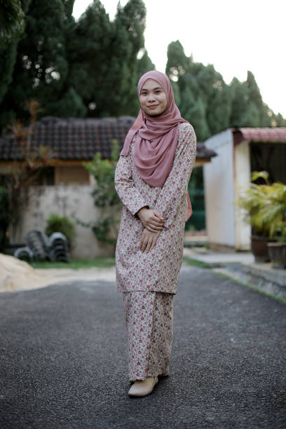 istock Modern Muslim Young Women 1314209224