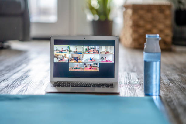 istock Online Fitness Class 1314231630