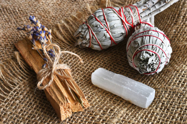 istock Palo Santo and Dried Lavender 1314248842