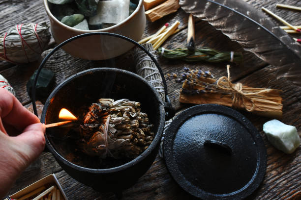 smoldering white sage smudge bundle - burning incense imagens e fotografias de stock