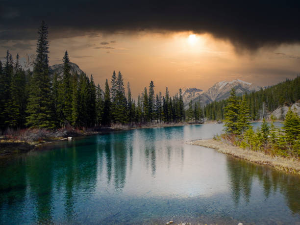 istock a wonderful lake at the mountain in summer 1314310986