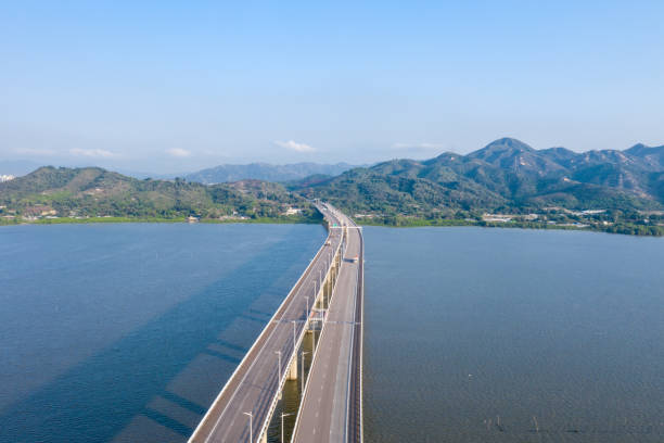 istock View of the Shenzhen Bay Bridge 1314344020