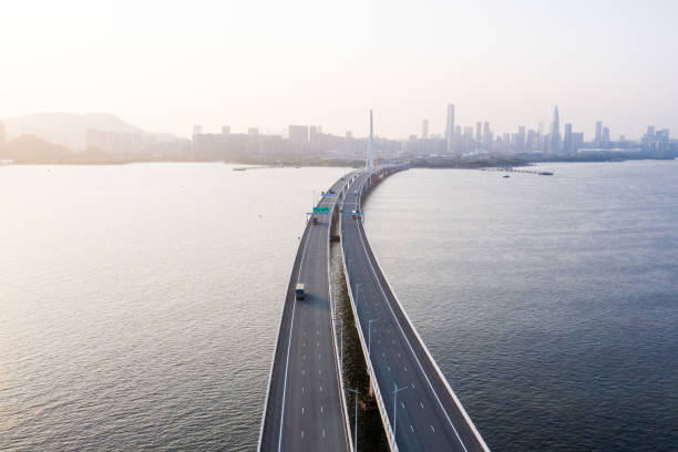 istock View of the Shenzhen Bay Bridge 1314344092