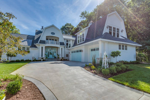 istock Front view of luxury new home 1314417316