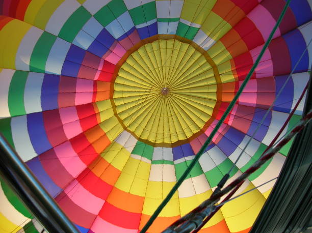 istock Hot Air Balloon 1314421526