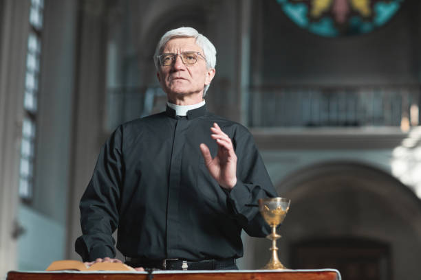 istock Priest serving in the church 1314575211