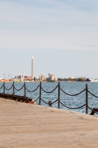 nabrzeże toronto - toronto waterfront commercial dock canada zdjęcia i obrazy z banku zdjęć