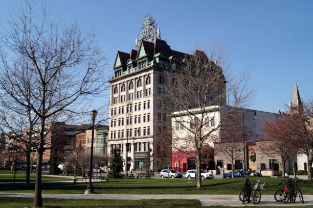 scranton electric building, iconic 1896 beaux-arts monument, at 507 linden street in the town center, scranton, pa - 1896 imagens e fotografias de stock