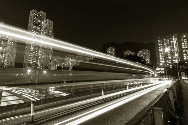 istock traffic in city 1314673862