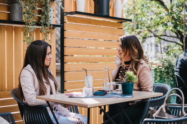 istock Girlfriends in a coffee shop 1314729446