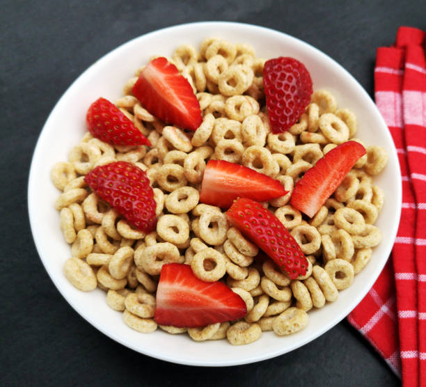 istock Whole grain cereal rings in a bowl 1314749826