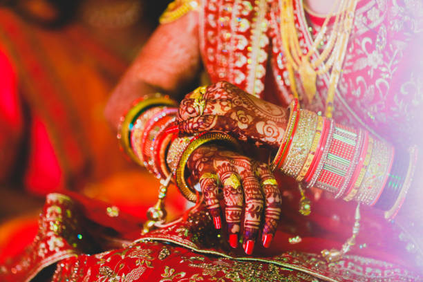istock Indian wedding ceremony: bridal hand 1314782328