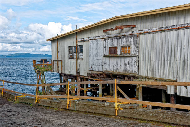 istock Old warehouse over Columbia River Bay 1314809381
