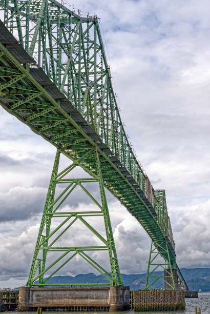 istock The Astoria-Megler Bridge - Astoria - Oregon 1314809404