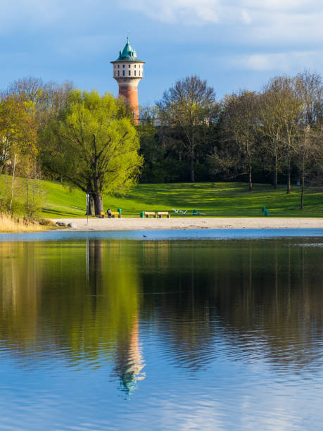 istock Landscape at lake with watertower in Mannheim Germany 1314810676