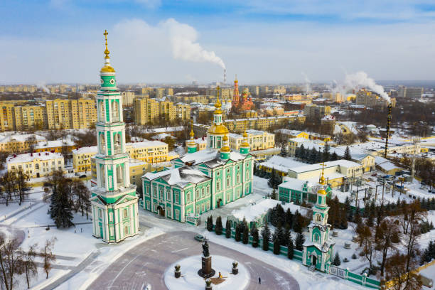 Aerial view of the Spaso-Preobrazhensky Cathedral and residential buildings in Tambov Aerial view of the Spaso-Preobrazhensky Cathedral on the square in the city center and residential buildings in 
Tambov in winter, Russia tambov oblast photos stock pictures, royalty-free photos & images