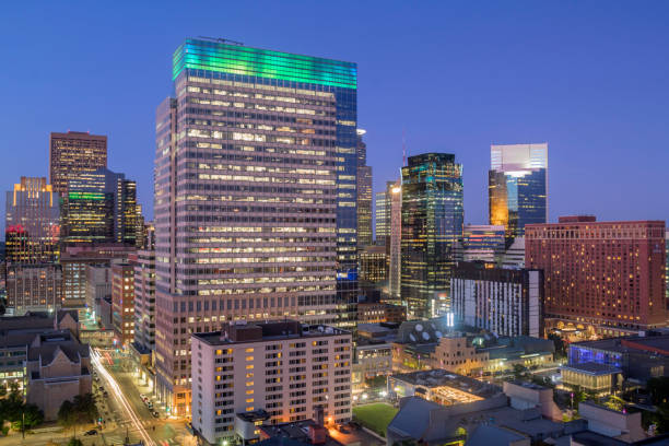 istock A High Angle Twilight Long Exposure Shot of Downtown Minneapolis 1314882472