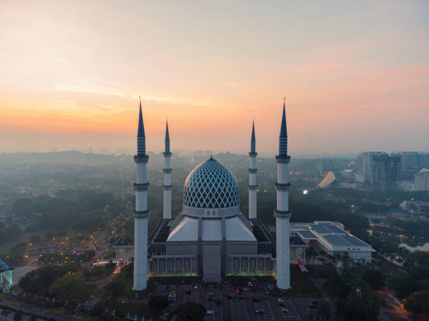 istock Shah Alam Blue Mosque Aerial view 1314924950