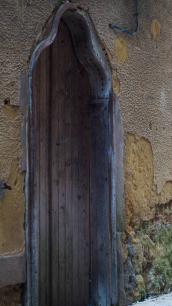 istock Downtown Esuze, capital of Armagnac 1314957638