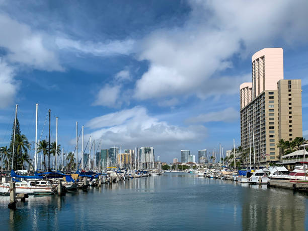 istock waikiki harbor honolulu hawaii 1314965812