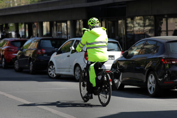 istock cyclists in the city 1314983150