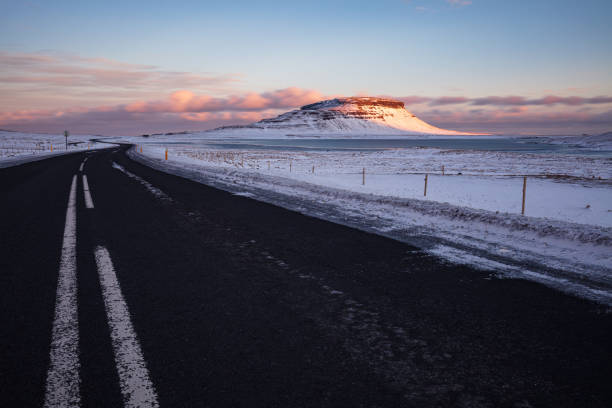 istock Vesturland, Iceland, North Atlantic Ocean 1315003836