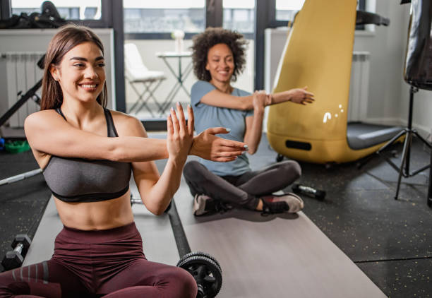 istock Two woman doing exercises together 1315038028