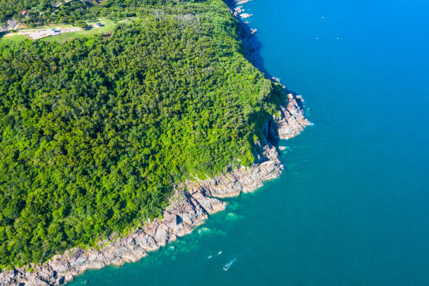 istock Sea bay with turquoise water 1315112100