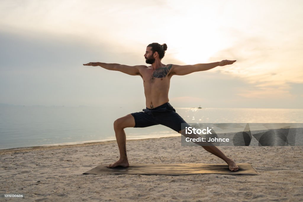 Yoga op het strand - Royalty-free Yoga Stockfoto Yoga op het strand - Royalty-free Yoga Stockfoto