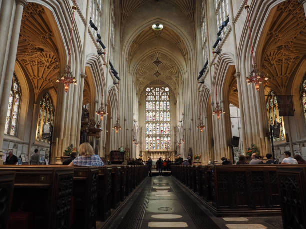 interior da abadia de bath - bath abbey - fotografias e filmes do acervo