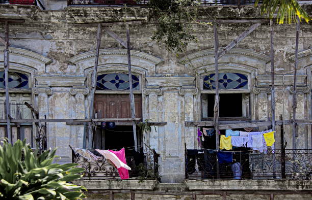 Detail of demolished gorgeous building that still serves as a residential one, Havana, Cuba