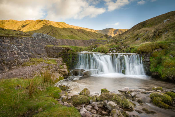 little van es lake - brecon beacons nationalpark stock-fotos und bilder