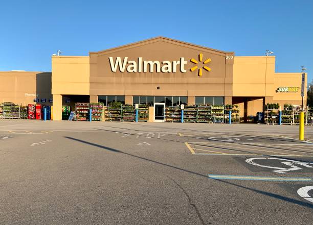 magasin walmart dans la banlieue de gibsonia à pittsburgh - walmart photos et images de collection