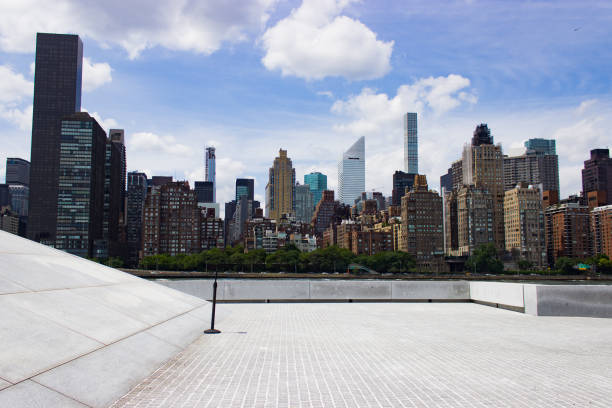 New York Skyline new york view from Roosevelt Island roosevelt island stock pictures, royalty-free photos & images
