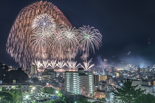 This is the photograph of the fireworks of Atami Fireworks Festival in Shizuoka prefecture, Japan.\nThis festival is well known for the one of the most famous sightseeing festival in this area.