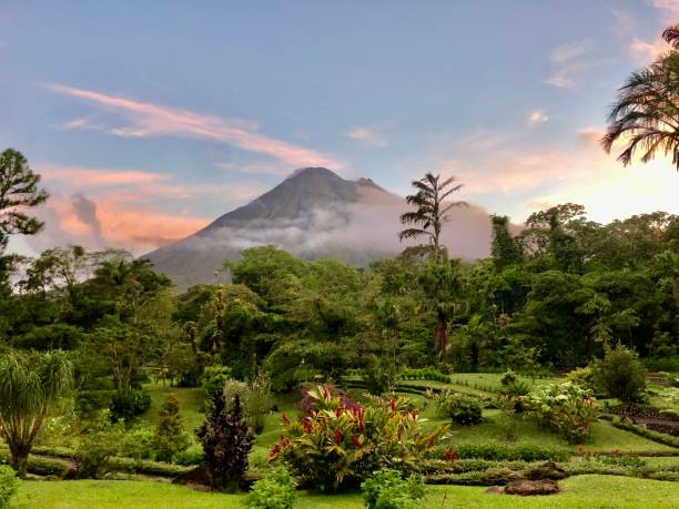 Arenal at dusk Arenal volcano costa rica photos stock pictures, royalty-free photos & images