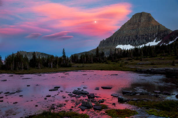 istock Glacier National Park - The Moon Dance 1315479870